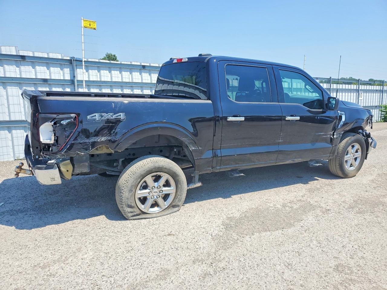 2025 FORD F150 XLT — снимка 3