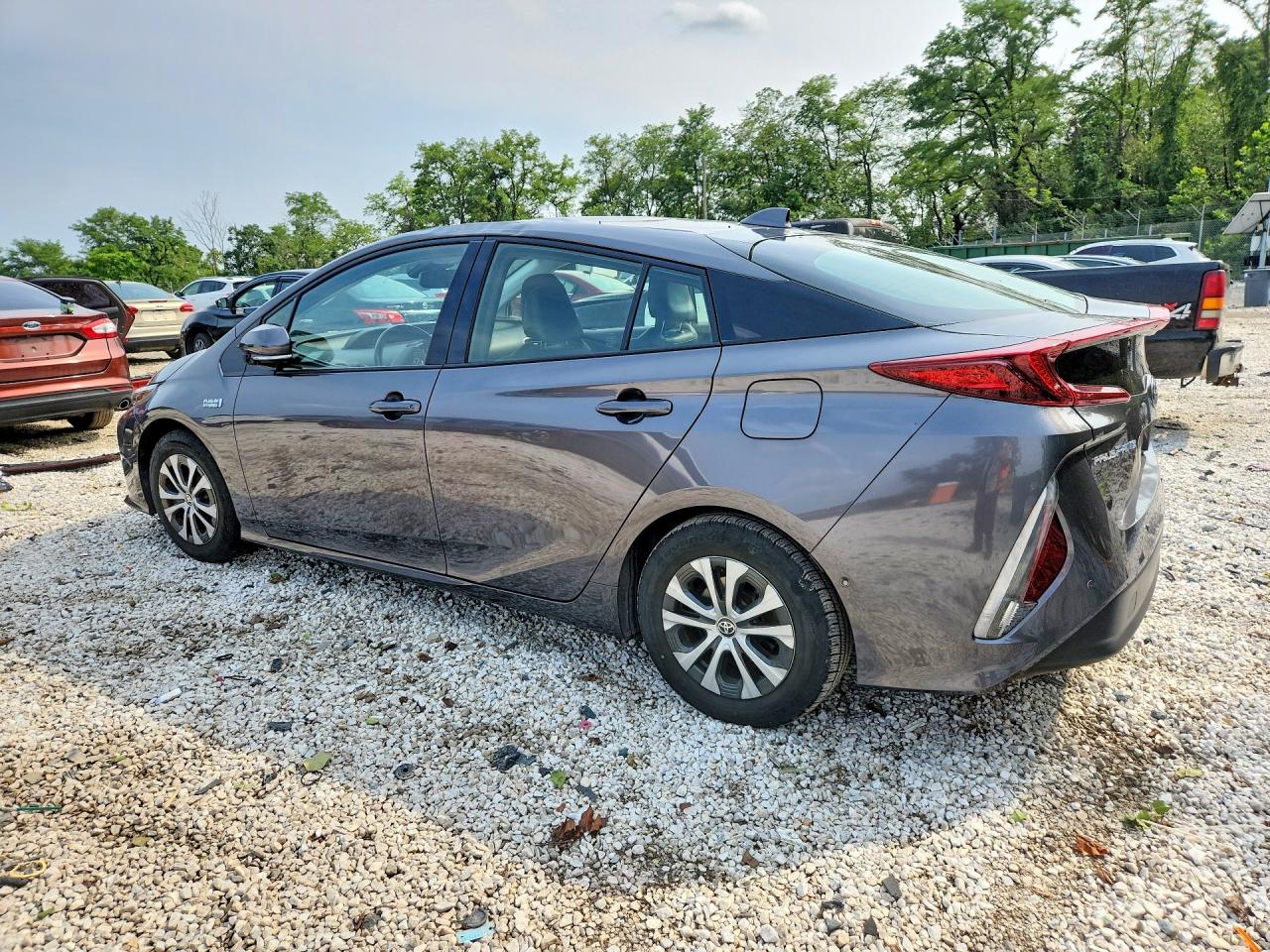 2020 TOYOTA PRIUS PRIME LIMITED — снимка 2