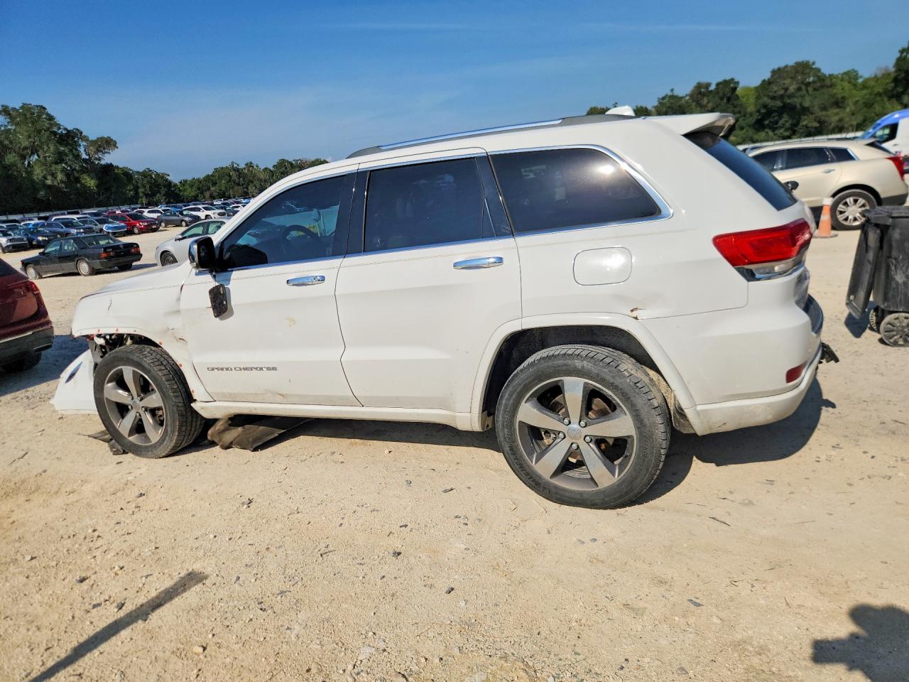 2015 JEEP GRAND CHEROKEE OVERLAND — снимка 2