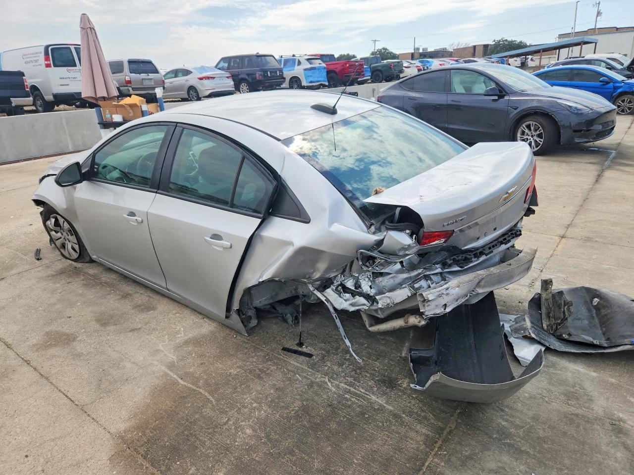 2016 CHEVROLET CRUZE LIMITED LS — снимка 2
