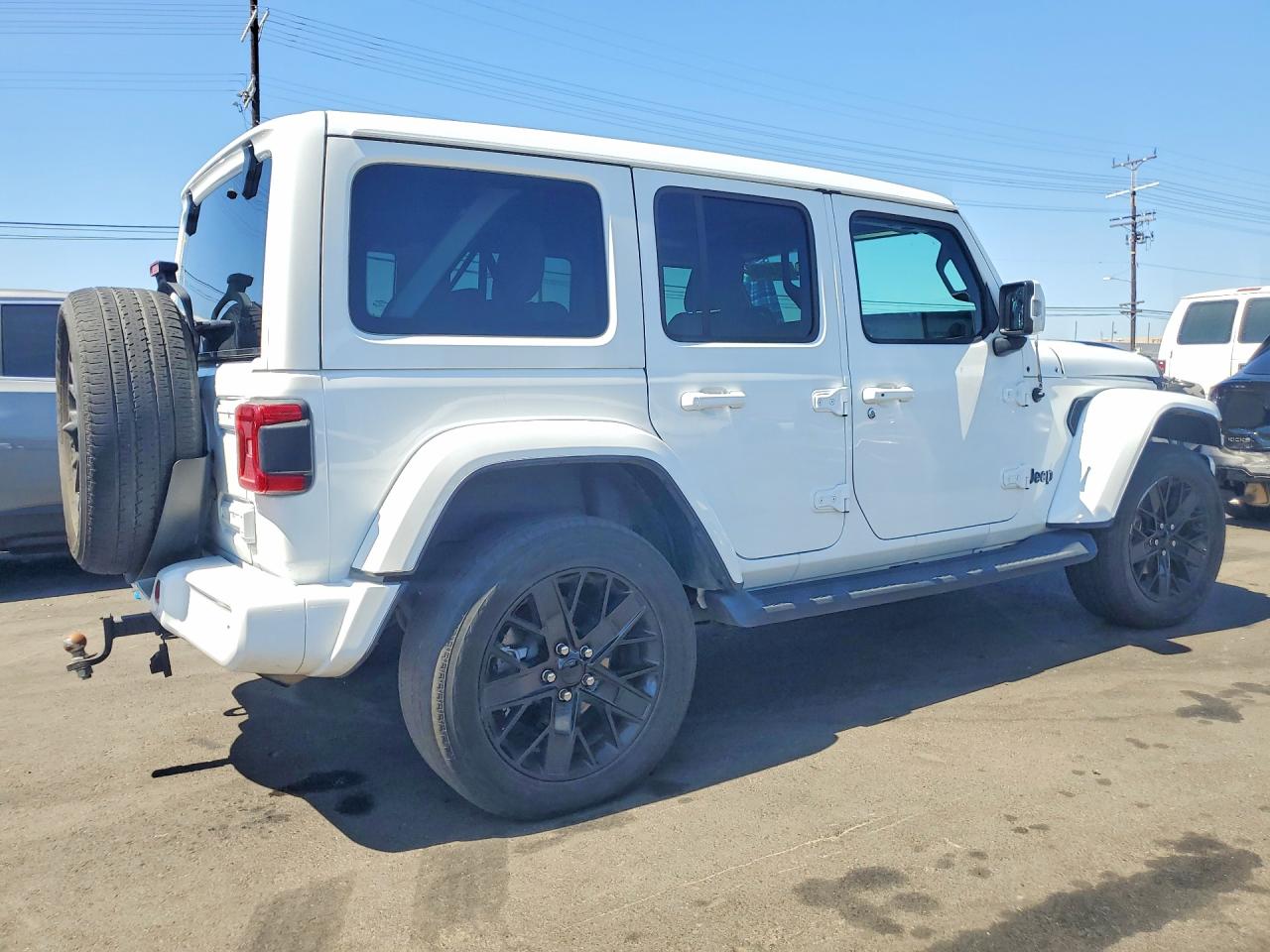 2022 JEEP WRANGLER UNLIMITED SAHARA 4XE — снимка 3
