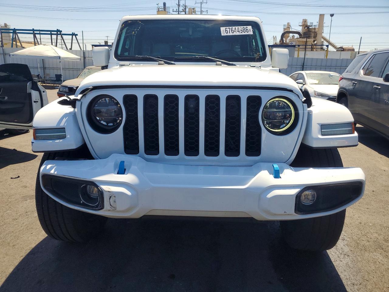2022 JEEP WRANGLER UNLIMITED SAHARA 4XE — снимка 5