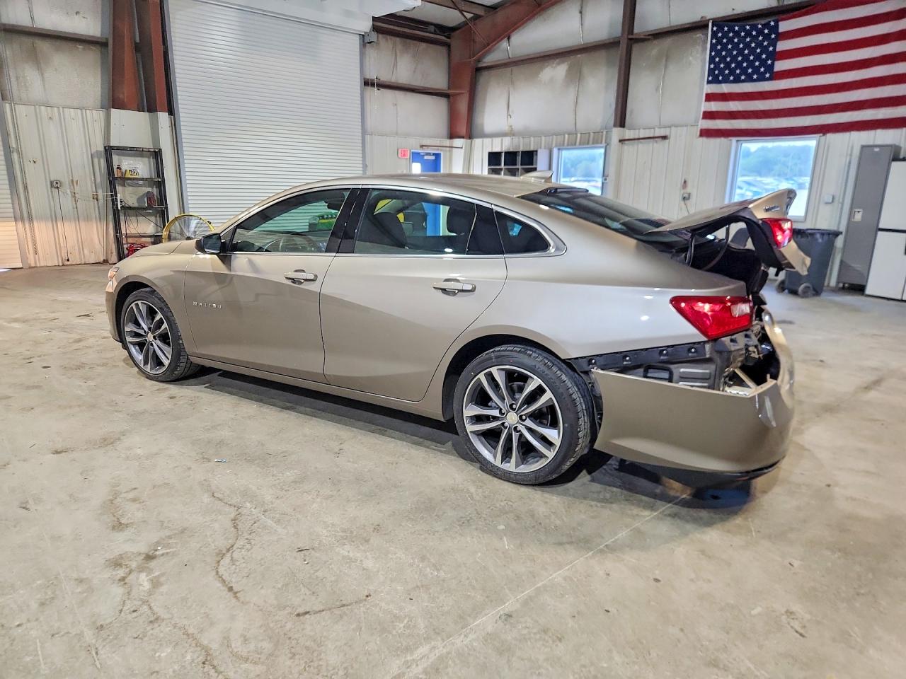 2025 CHEVROLET MALIBU LT — снимка 2