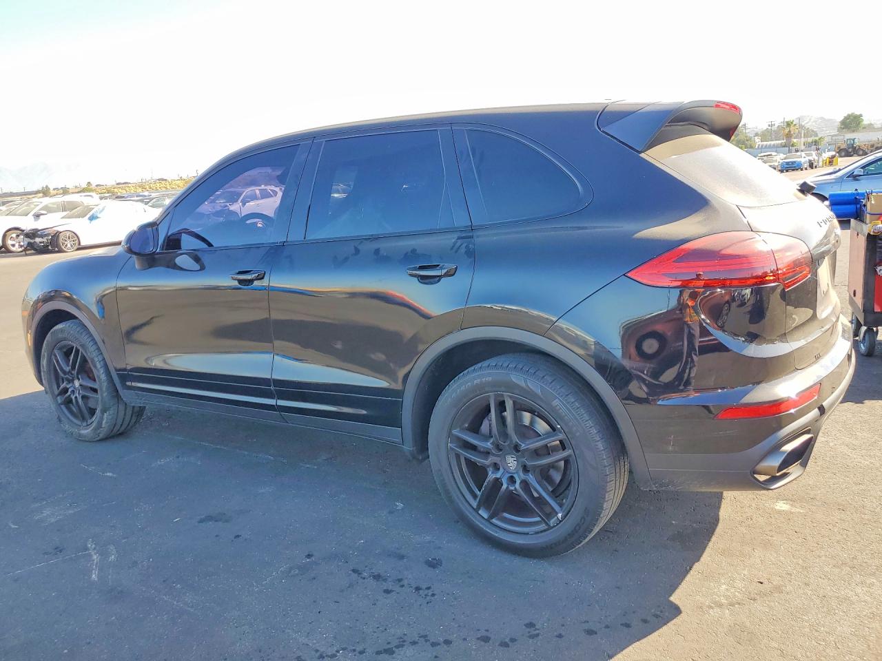 2016 PORSCHE CAYENNE — снимка 2