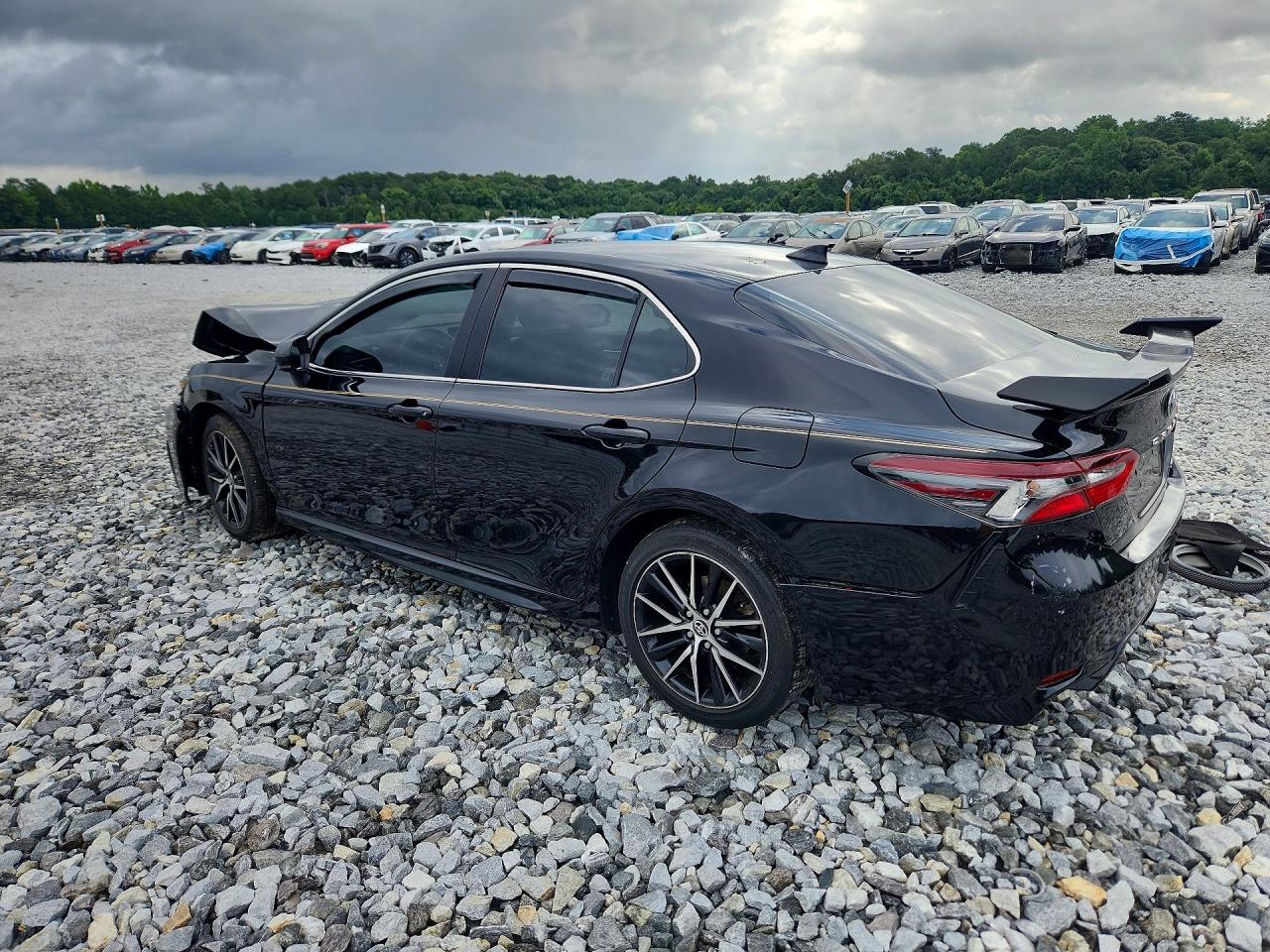 2021 TOYOTA CAMRY SE — снимка 2