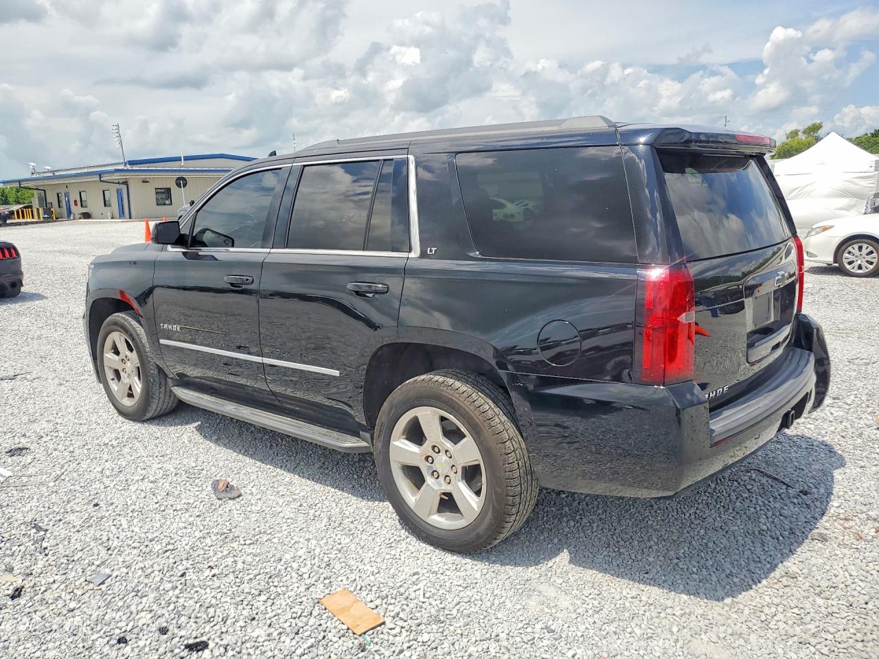 2016 CHEVROLET TAHOE C1500 LT — снимка 2