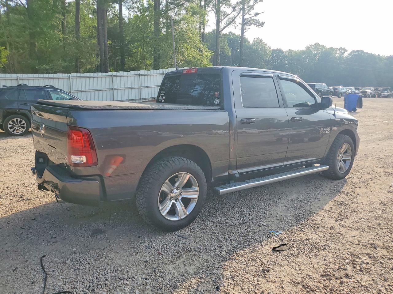 2016 RAM 1500 SPORT — снимка 3