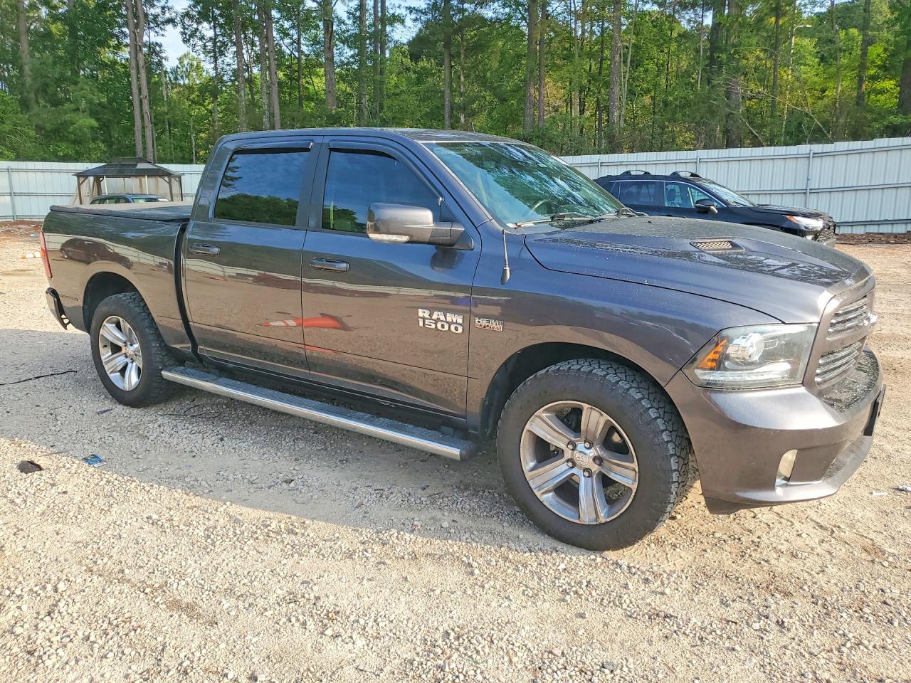 2016 RAM 1500 SPORT — снимка 4