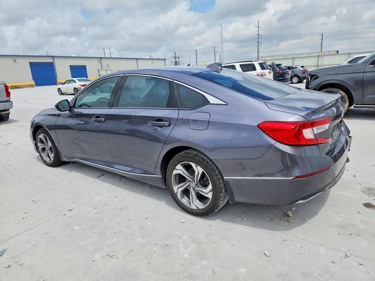 2019 HONDA ACCORD EX — снимка 2