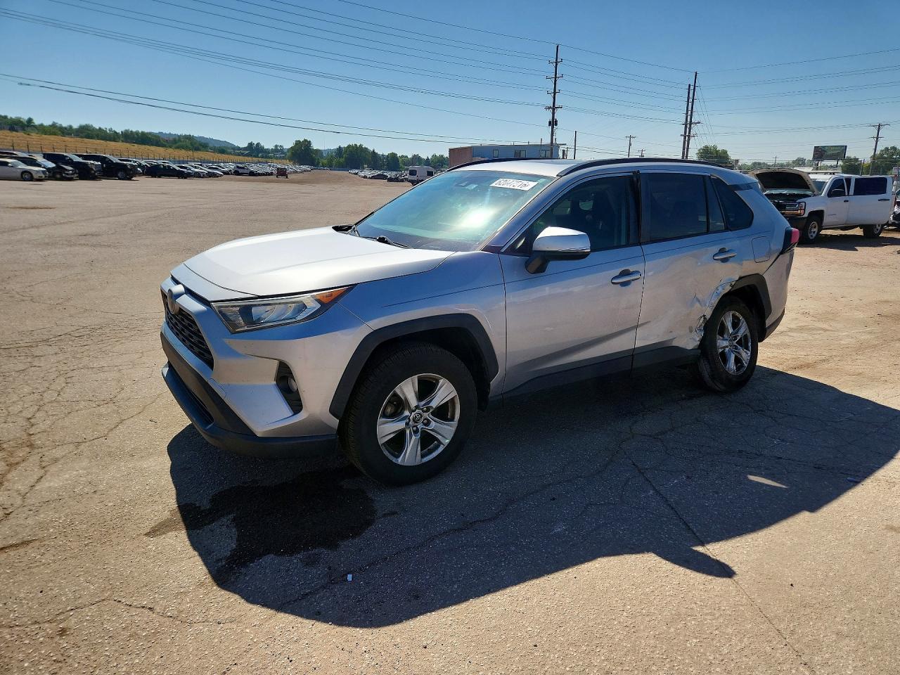 2019 TOYOTA RAV4 XLE