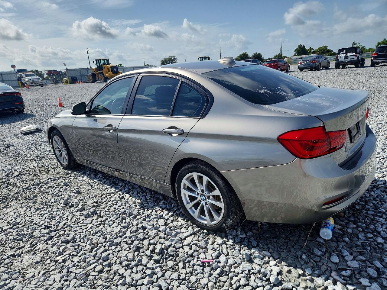 2018 BMW 320 I — снимка 2