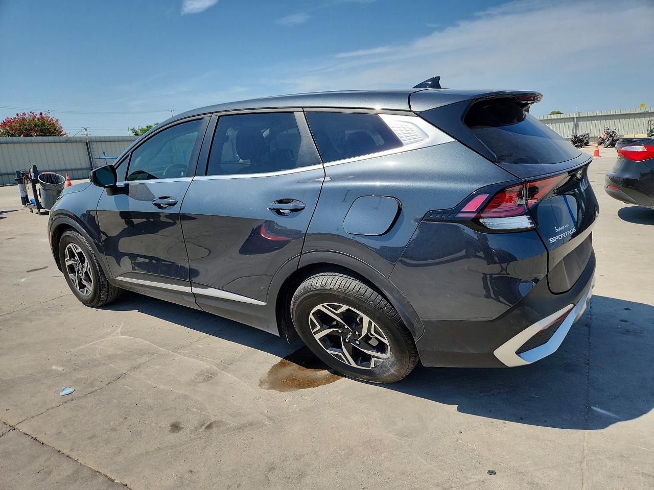 2023 KIA SPORTAGE LX — снимка 2