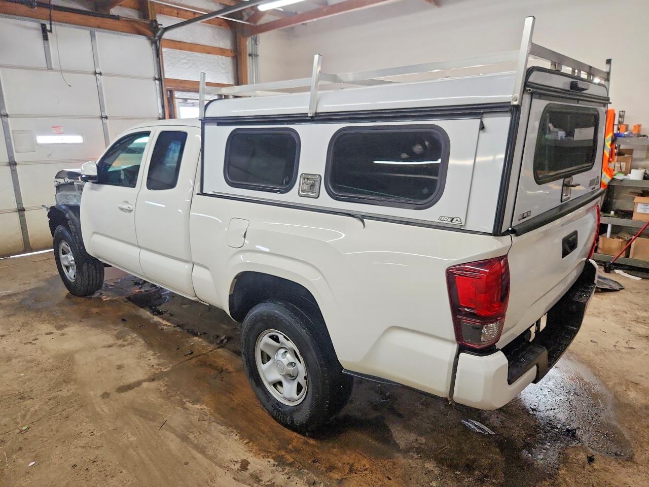 2021 TOYOTA TACOMA SR — снимка 2