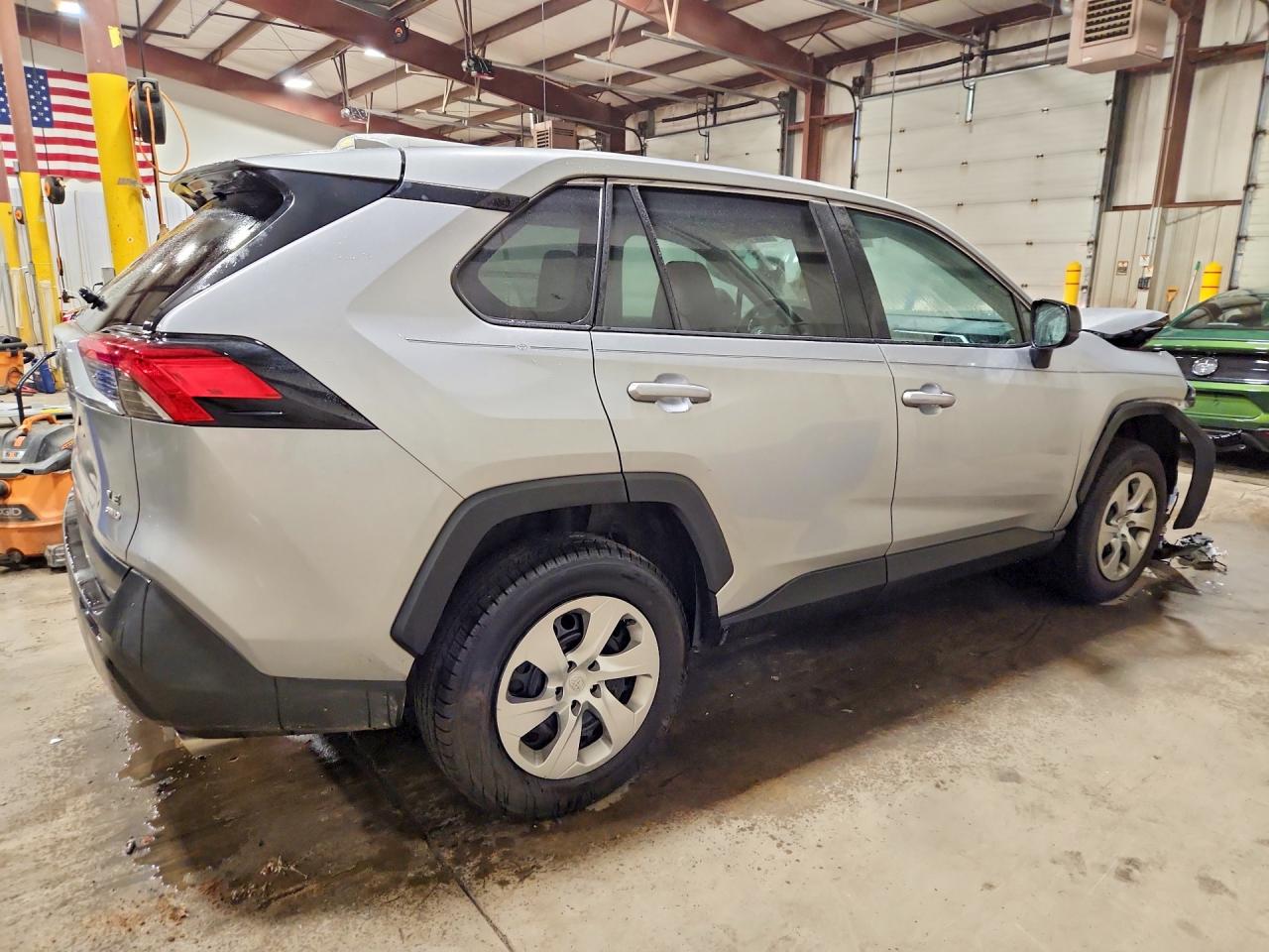 2022 TOYOTA RAV4 LE — снимка 3