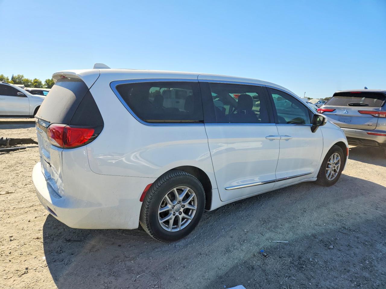 2017 CHRYSLER PACIFICA LX — снимка 3