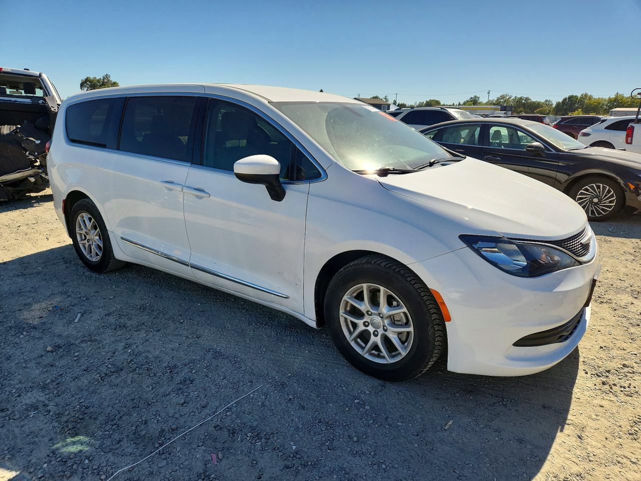 2017 CHRYSLER PACIFICA LX — снимка 4
