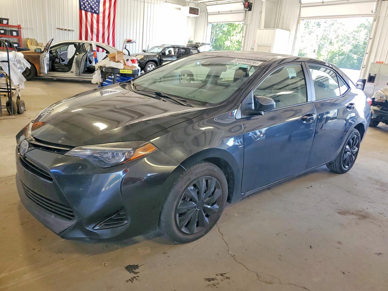 2017 TOYOTA COROLLA LE