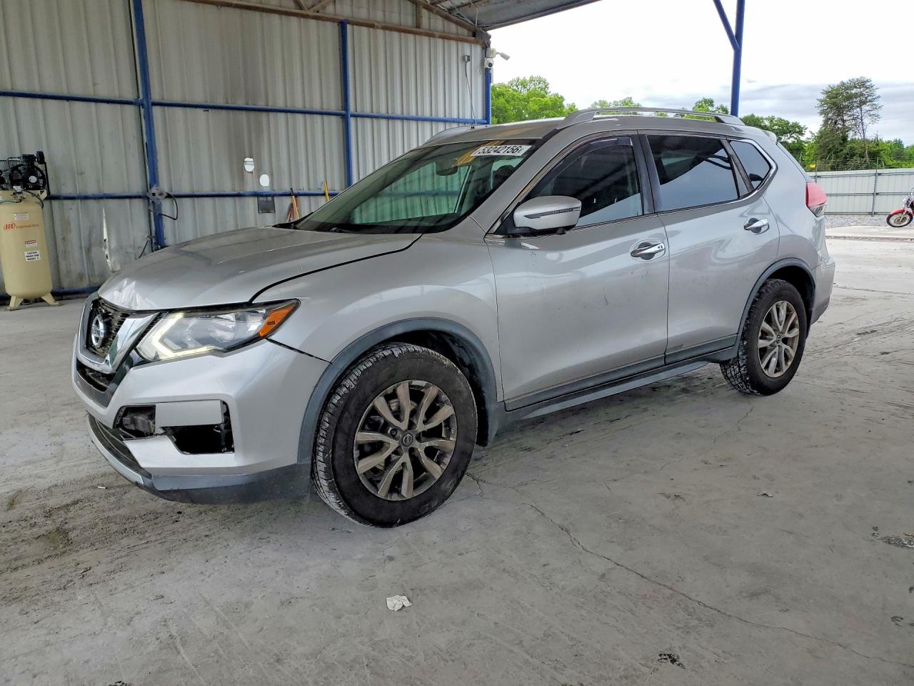 2017 NISSAN ROGUE SV