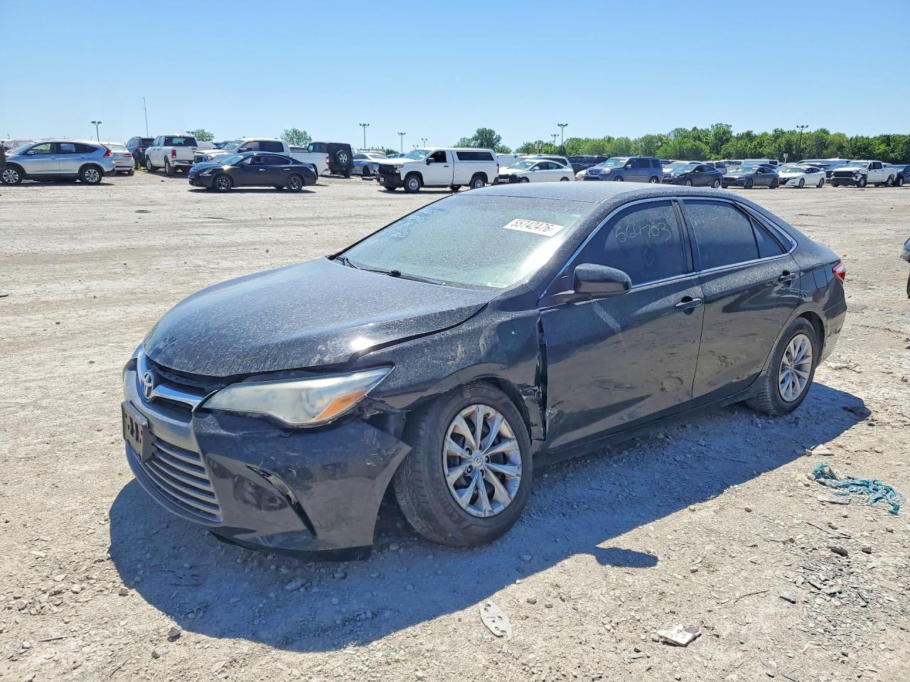 2016 TOYOTA CAMRY LE