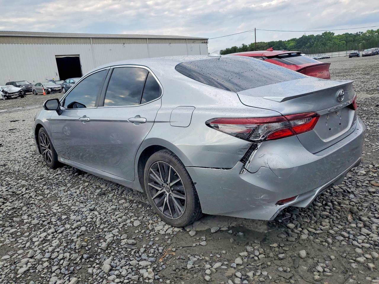 2021 TOYOTA CAMRY SE — снимка 2