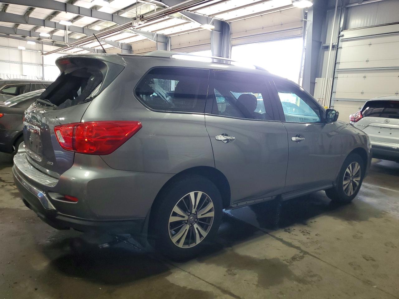 2017 NISSAN PATHFINDER S — снимка 3