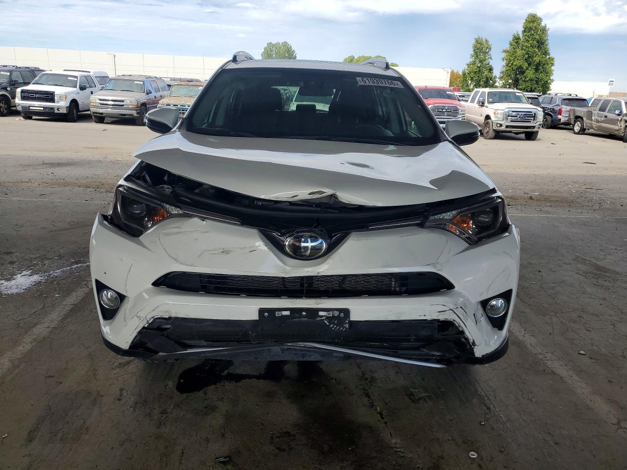 2018 TOYOTA RAV4 XLE — снимка 5