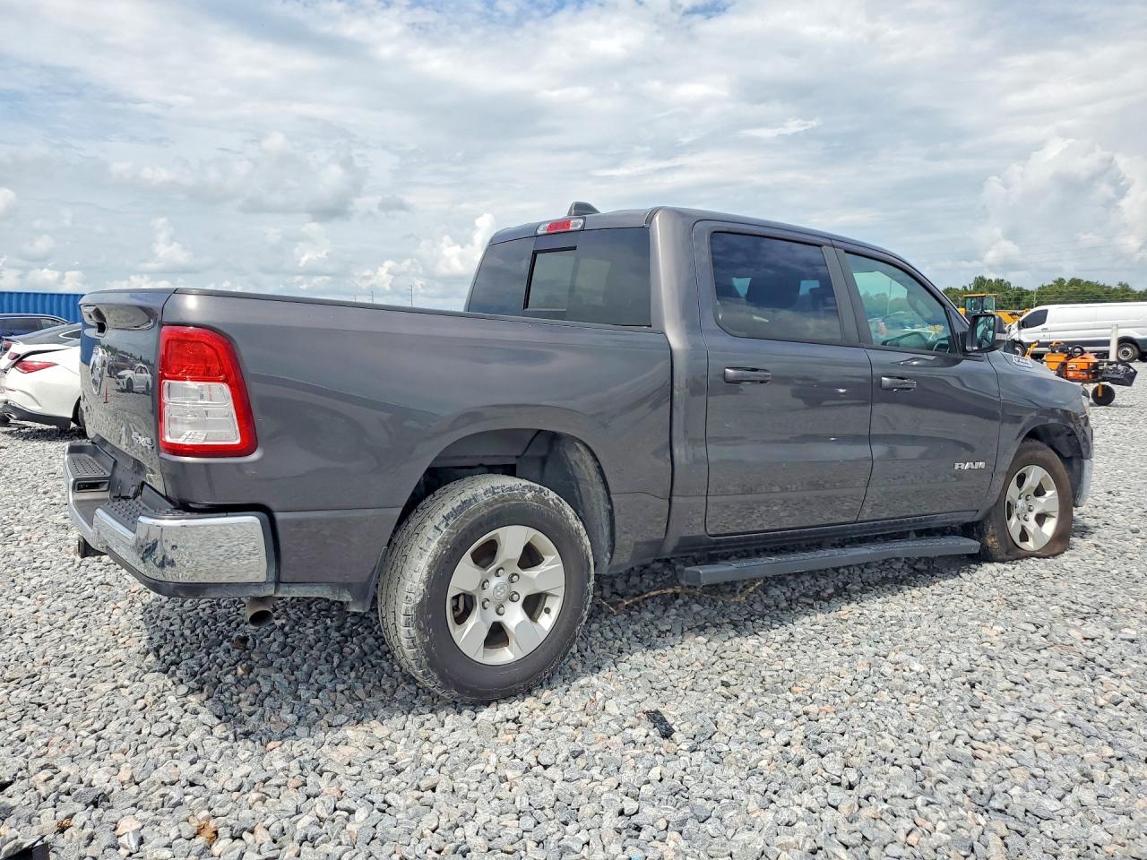 2022 RAM 1500 BIG HORN/LONE STAR — снимка 3