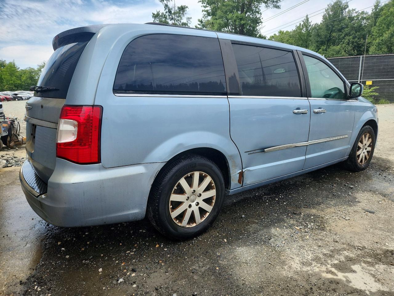 2016 CHRYSLER TOWN & COUNTRY TOURING — снимка 3