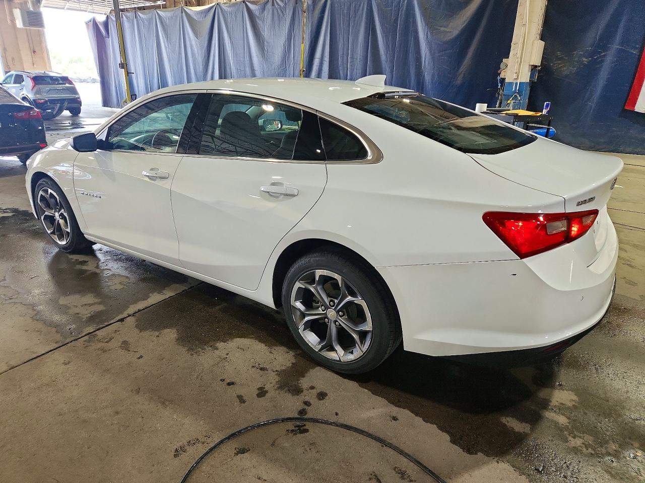 2024 CHEVROLET MALIBU LT — снимка 2