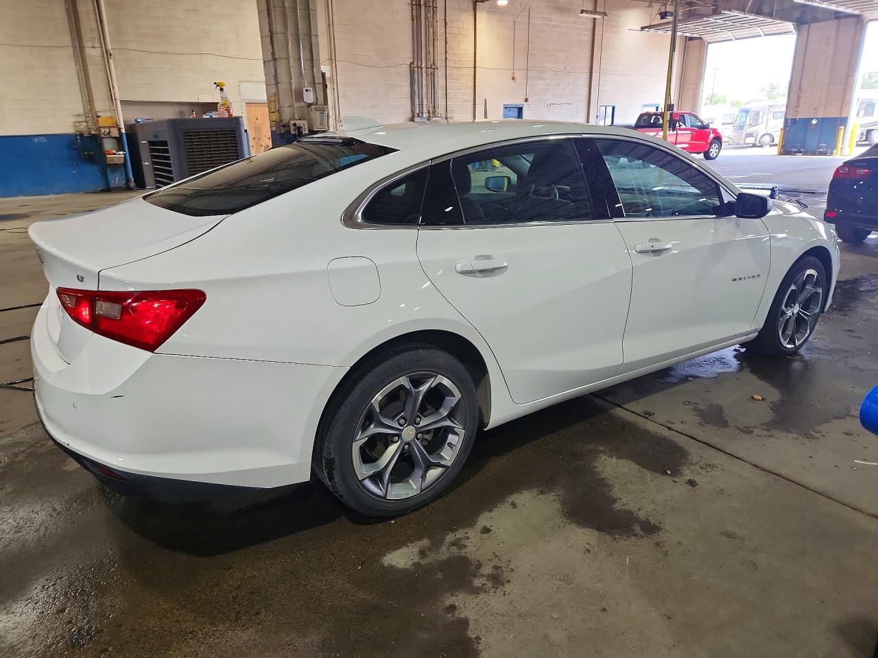2024 CHEVROLET MALIBU LT — снимка 3