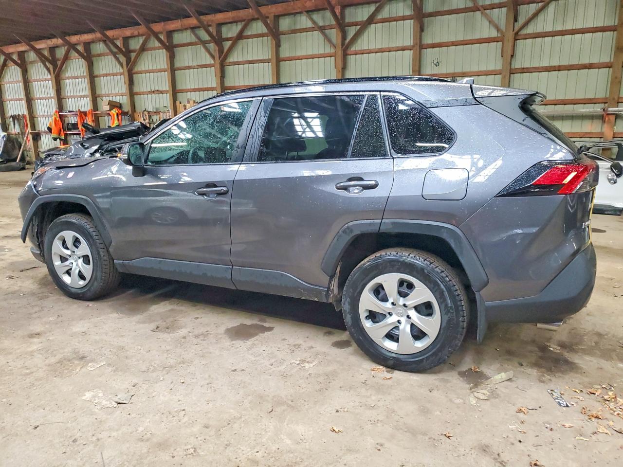 2021 TOYOTA RAV4 LE — снимка 2