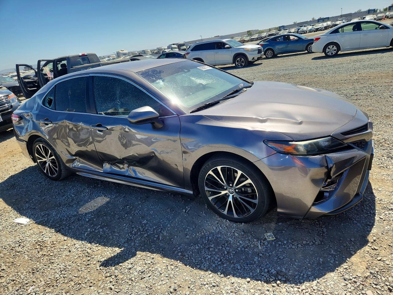 2019 TOYOTA CAMRY SE — снимка 4