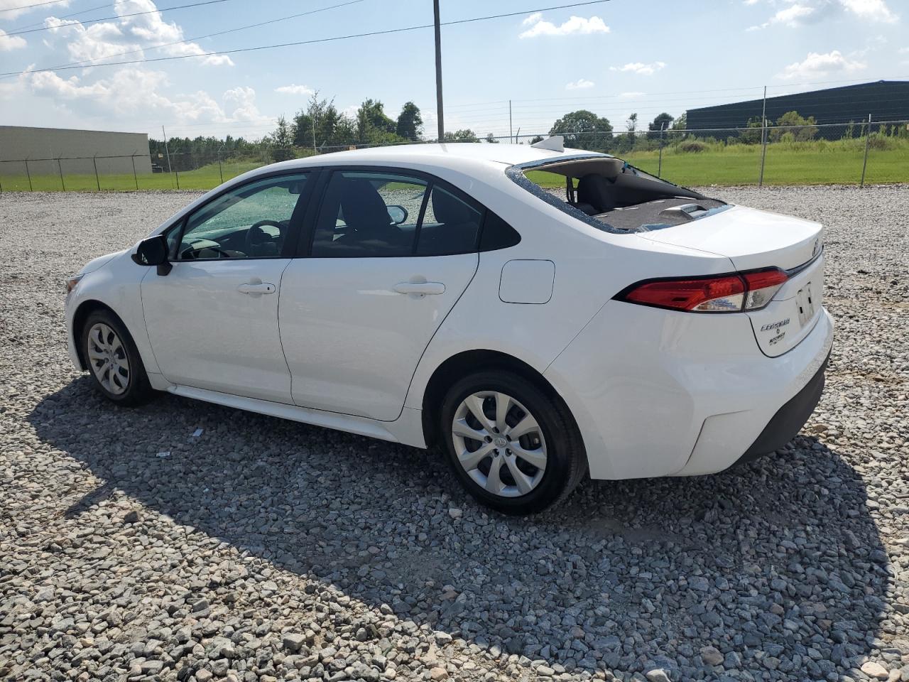 2024 TOYOTA COROLLA LE — снимка 2