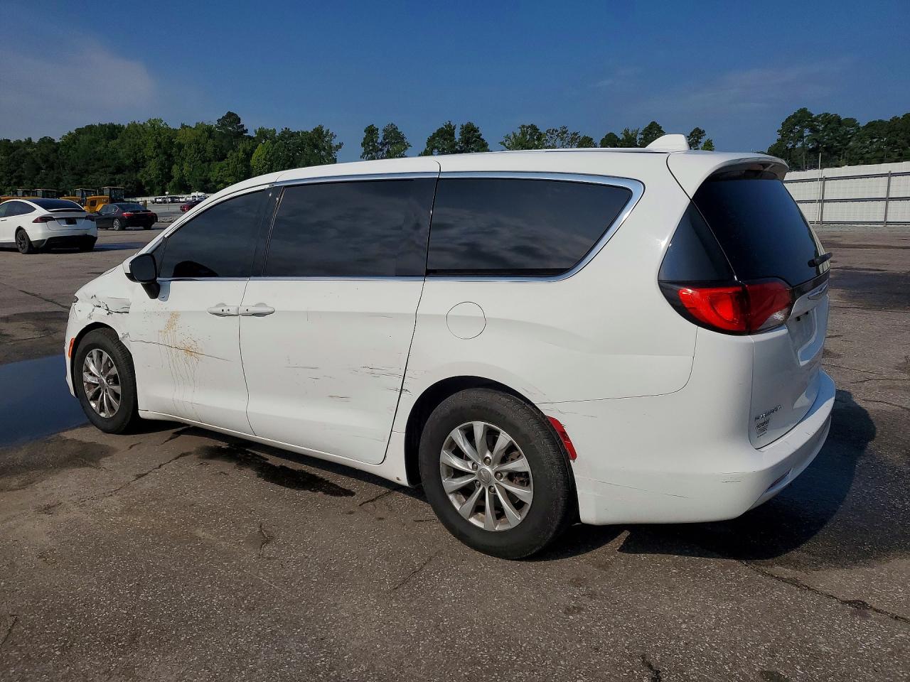 2017 CHRYSLER PACIFICA TOURING — снимка 2
