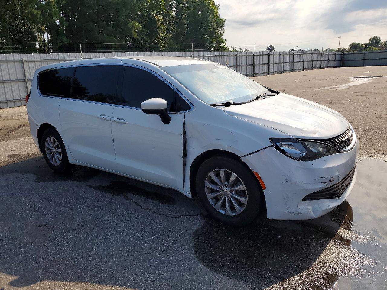 2017 CHRYSLER PACIFICA TOURING — снимка 4