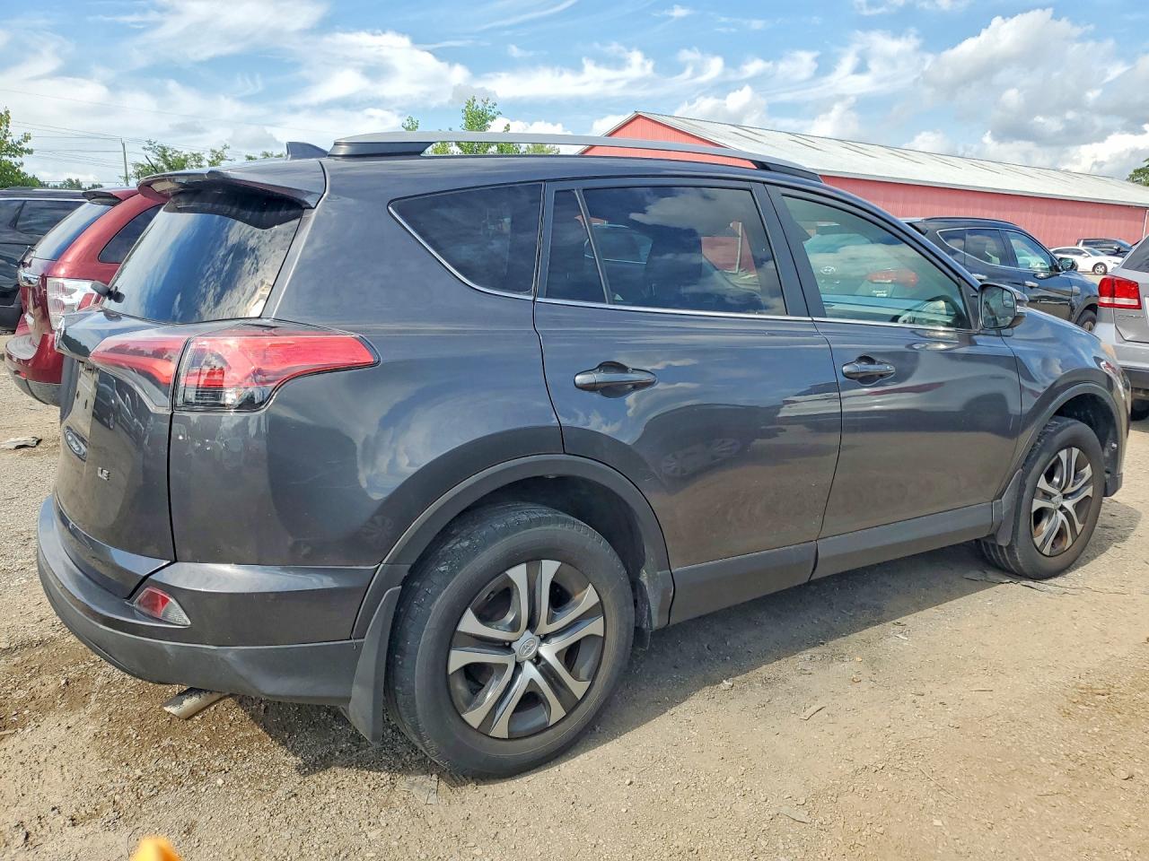 2017 TOYOTA RAV4 LE — снимка 3