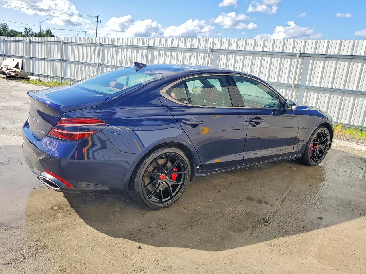 2023 GENESIS G70 3.3T STANDARD — снимка 3