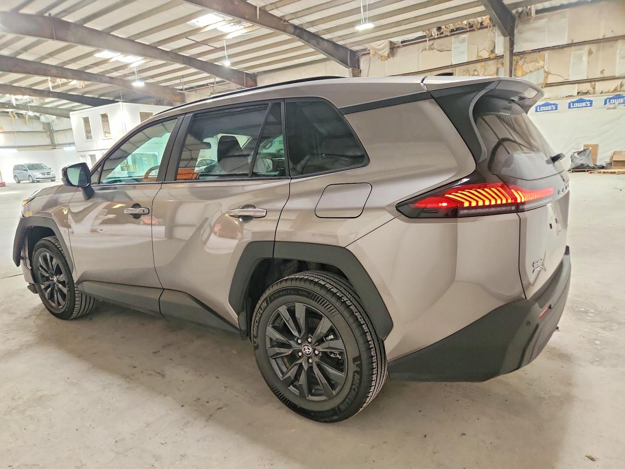 2026 TOYOTA RAV4 XLE PREMIUM — снимка 2