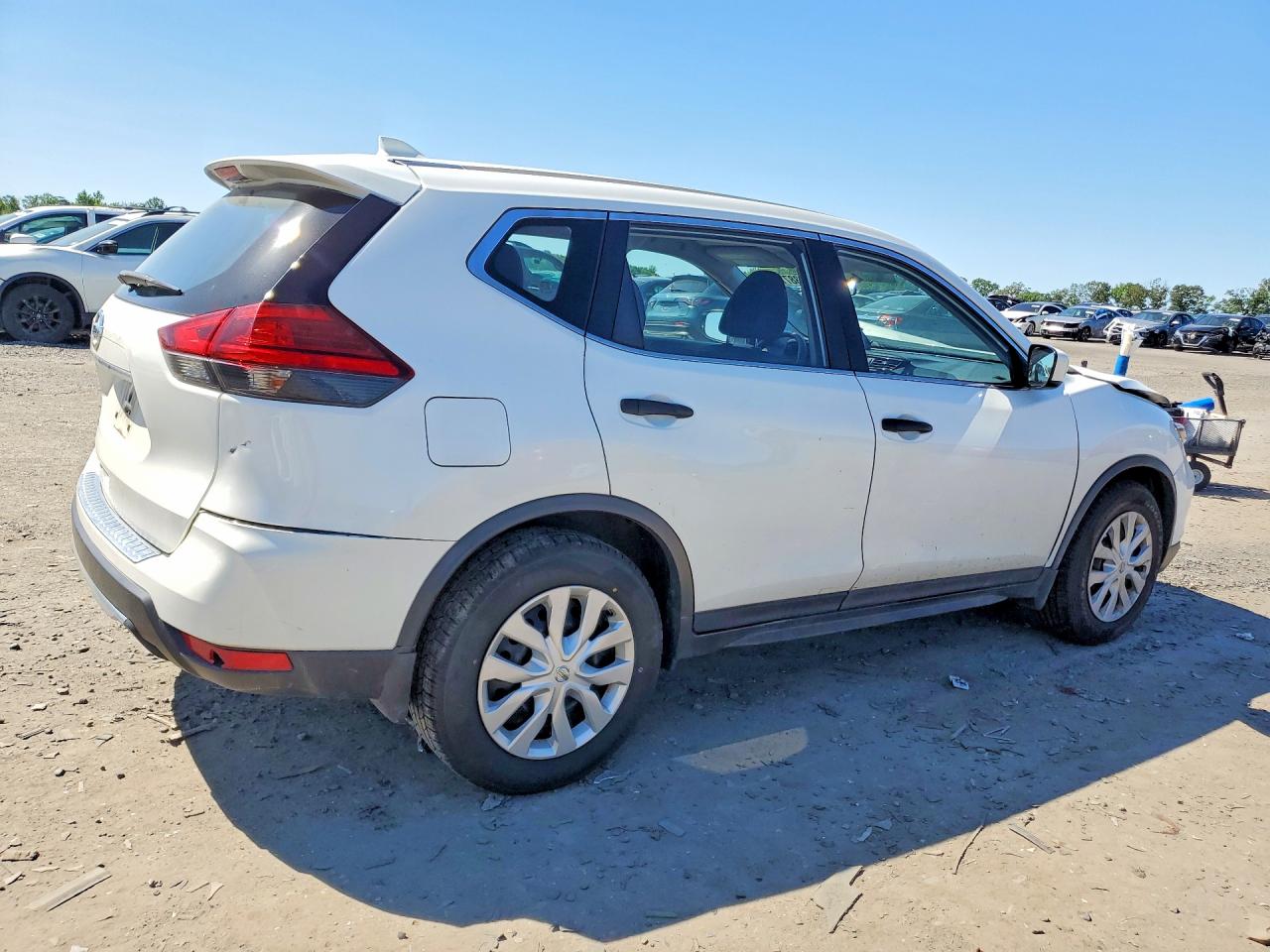 2017 NISSAN ROGUE S — снимка 3