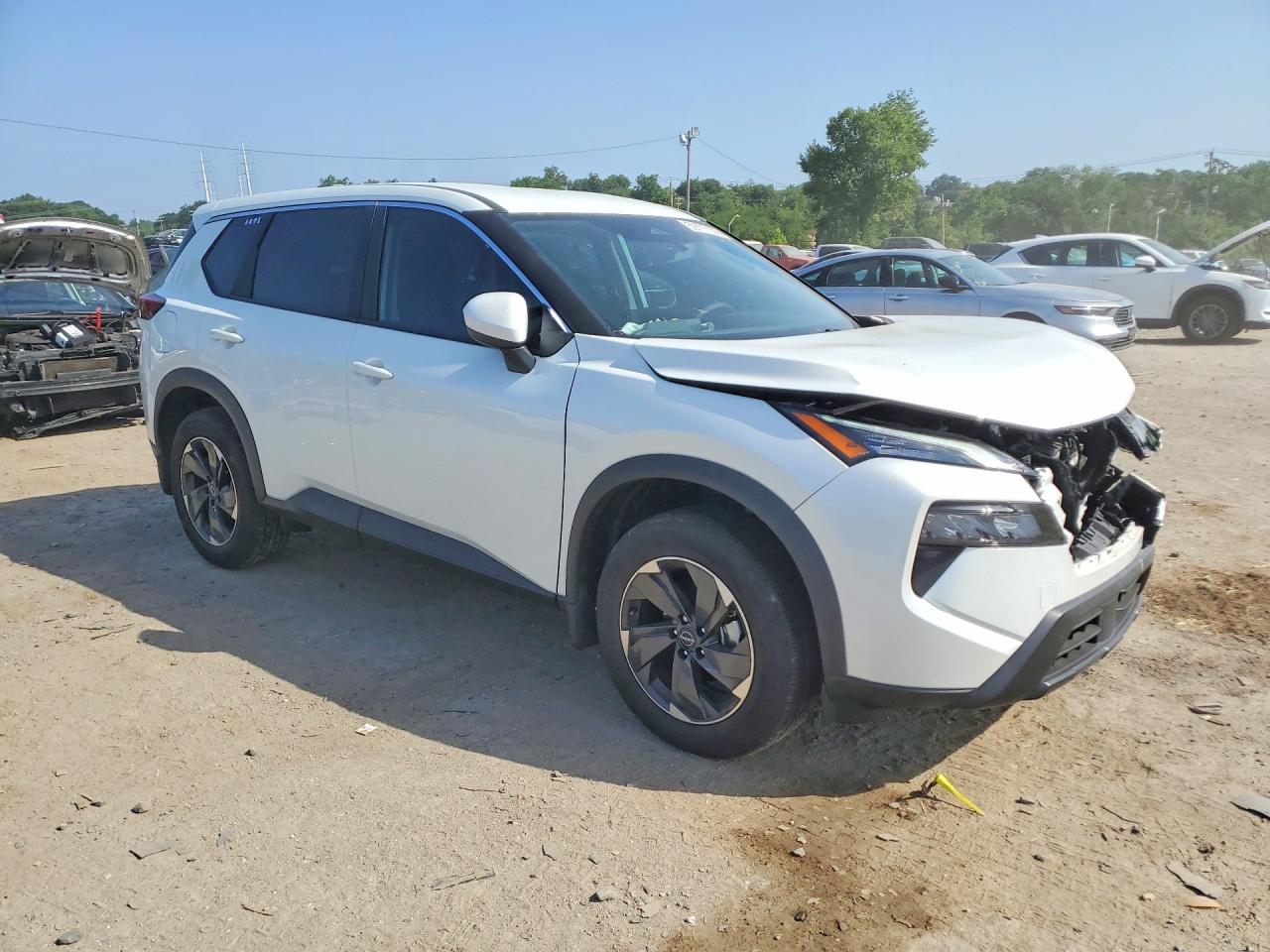 2026 NISSAN ROGUE SV — снимка 4