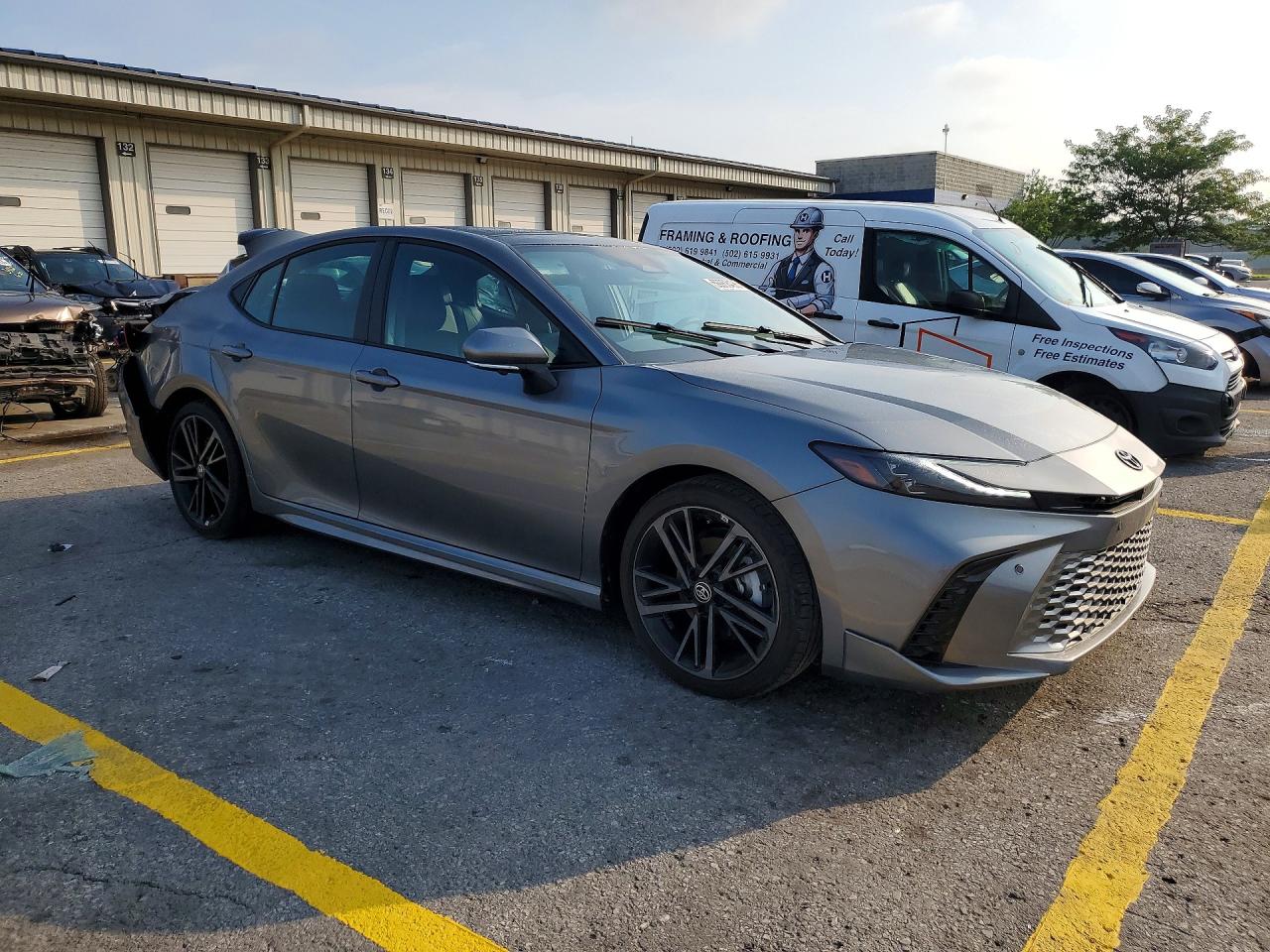 2026 TOYOTA CAMRY XSE — снимка 4