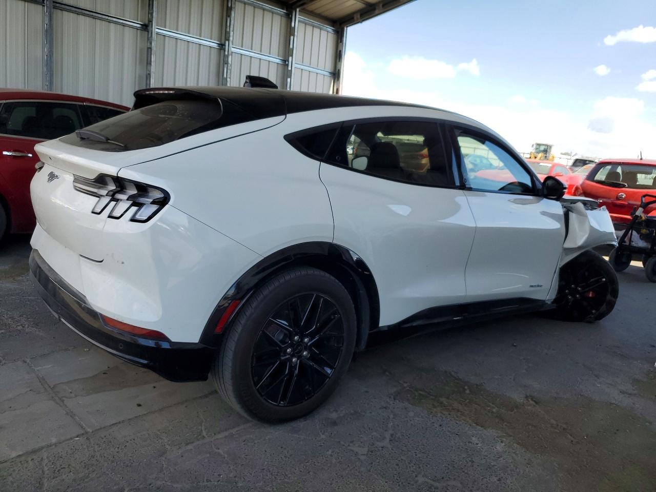 2025 FORD MUSTANG MACH-E PREMIUM — снимка 3