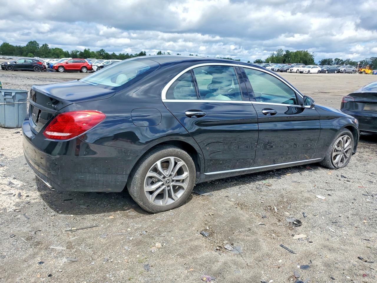 2017 MERCEDES-BENZ C 300 4MATIC — снимка 3