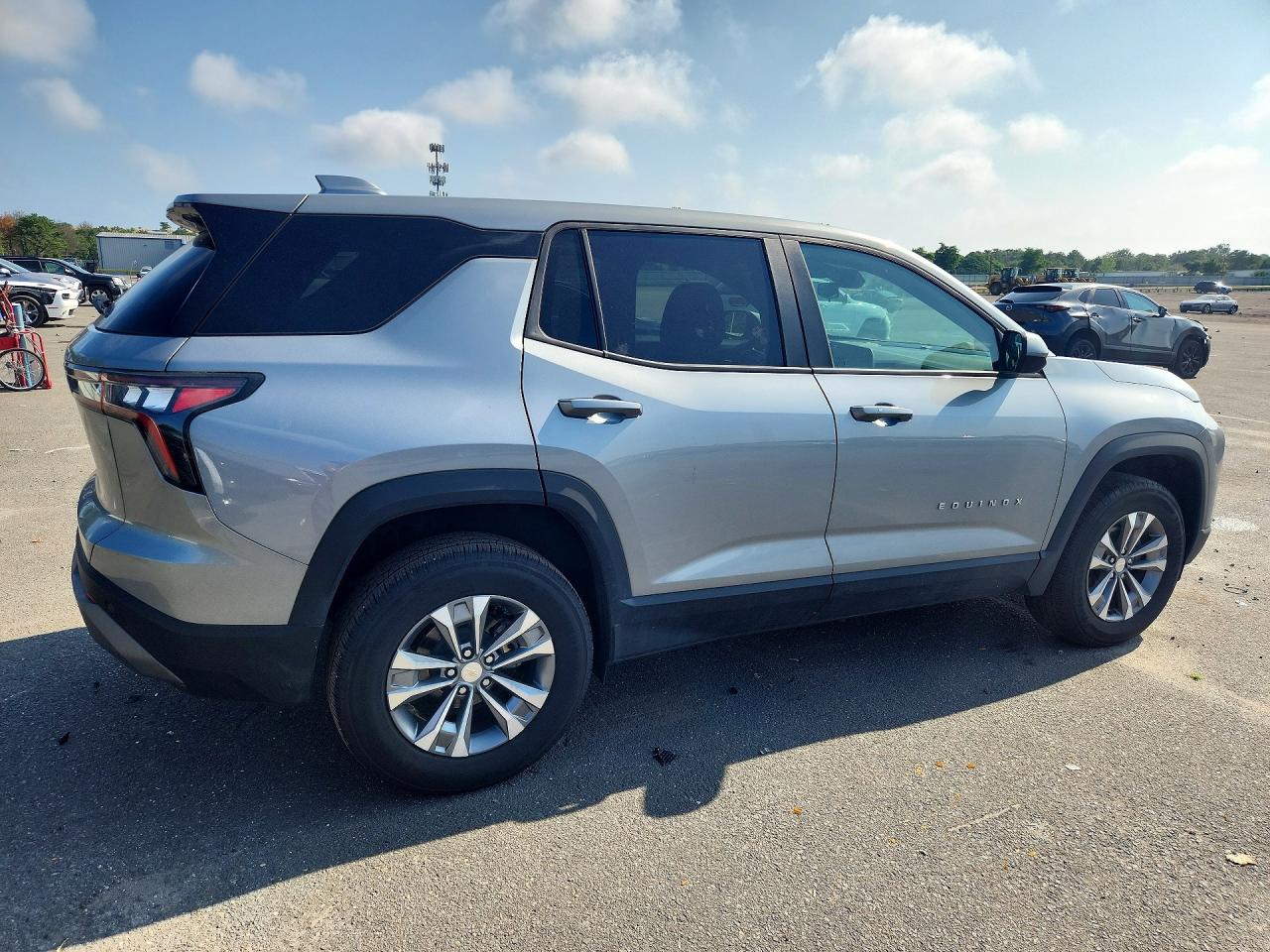 2026 CHEVROLET EQUINOX LT — снимка 3