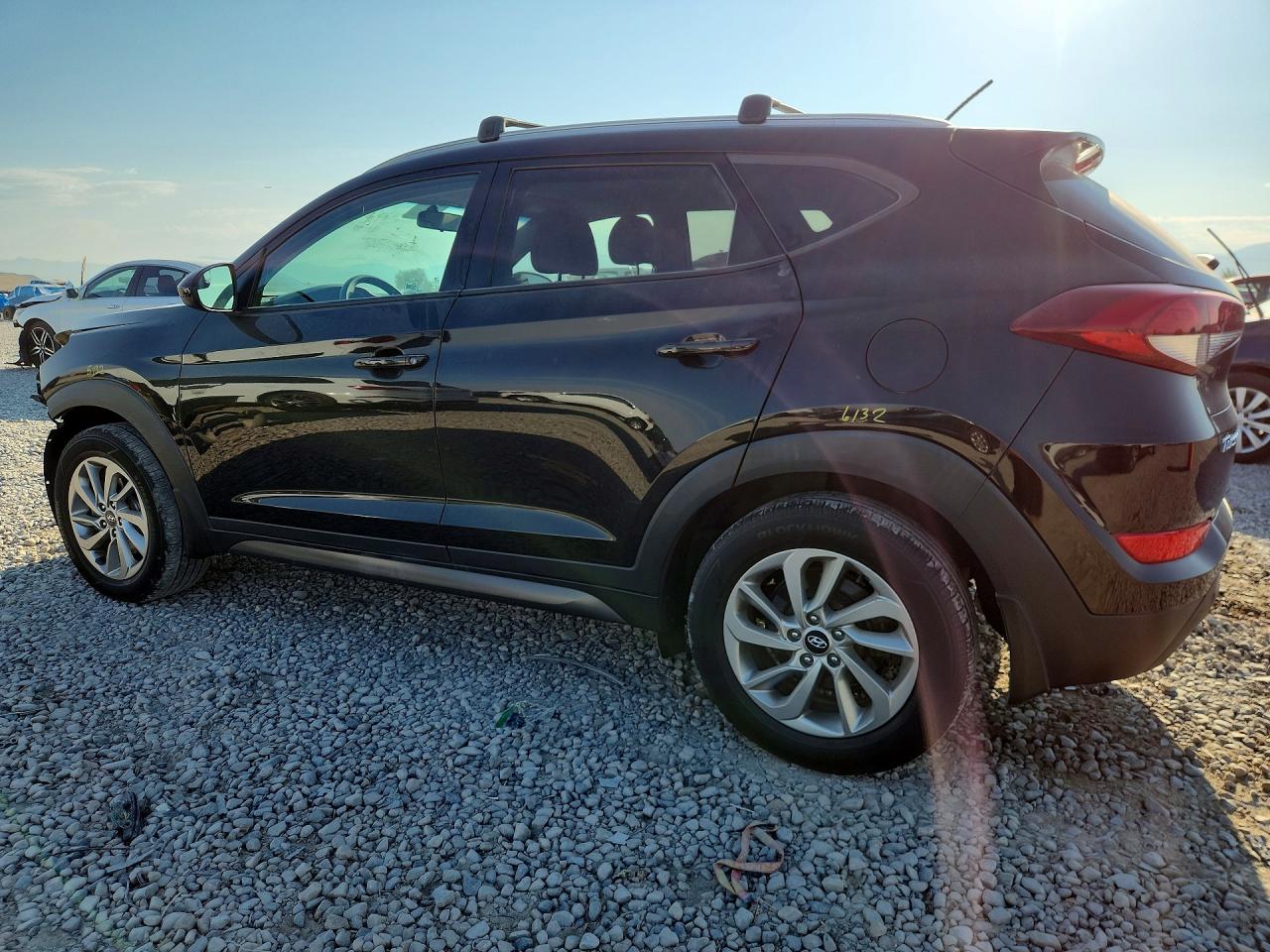 2016 HYUNDAI TUCSON SE — снимка 2