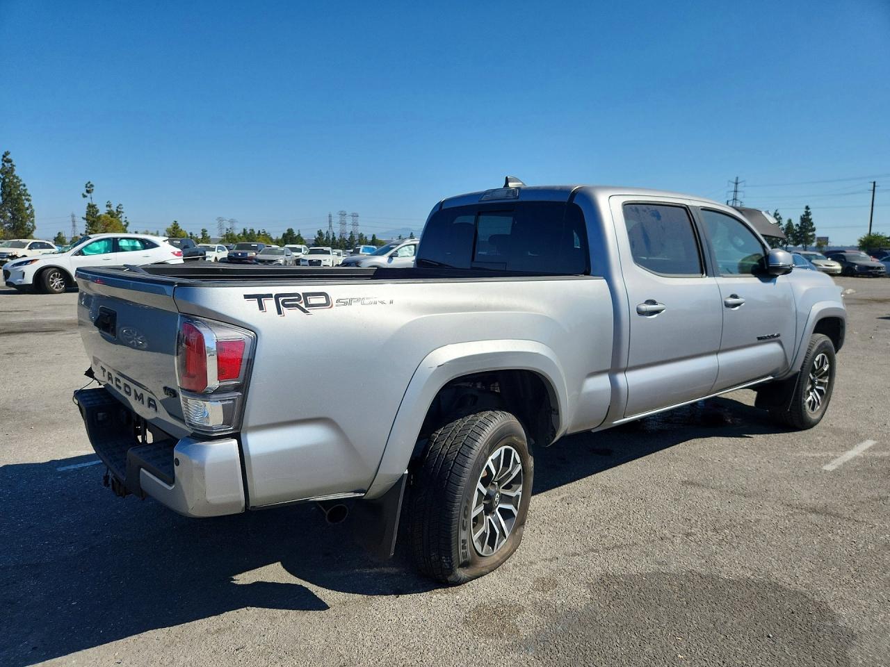 2021 TOYOTA TACOMA — снимка 3