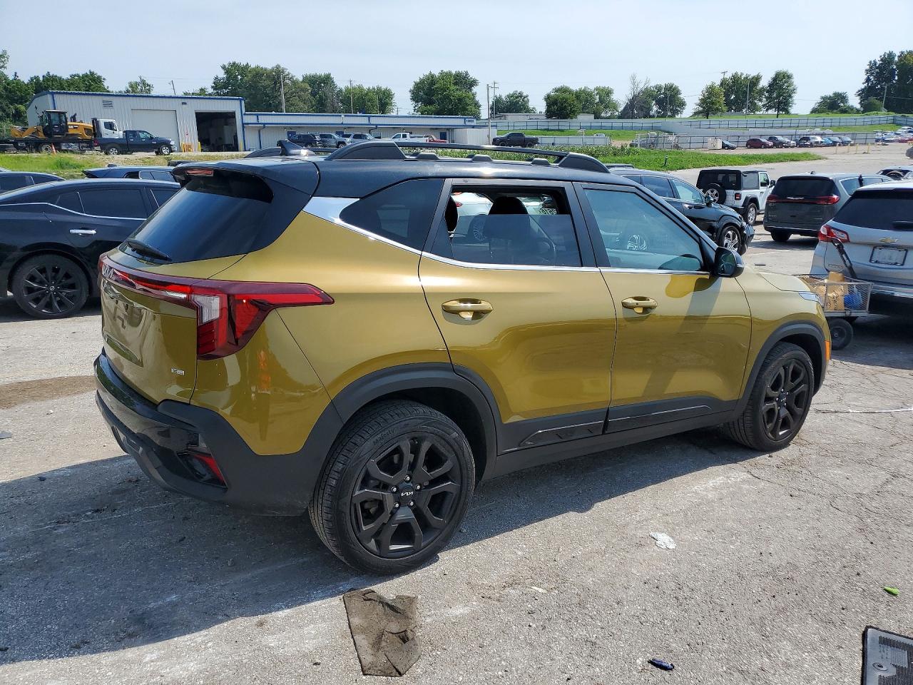 2024 KIA SELTOS X LINE — снимка 3