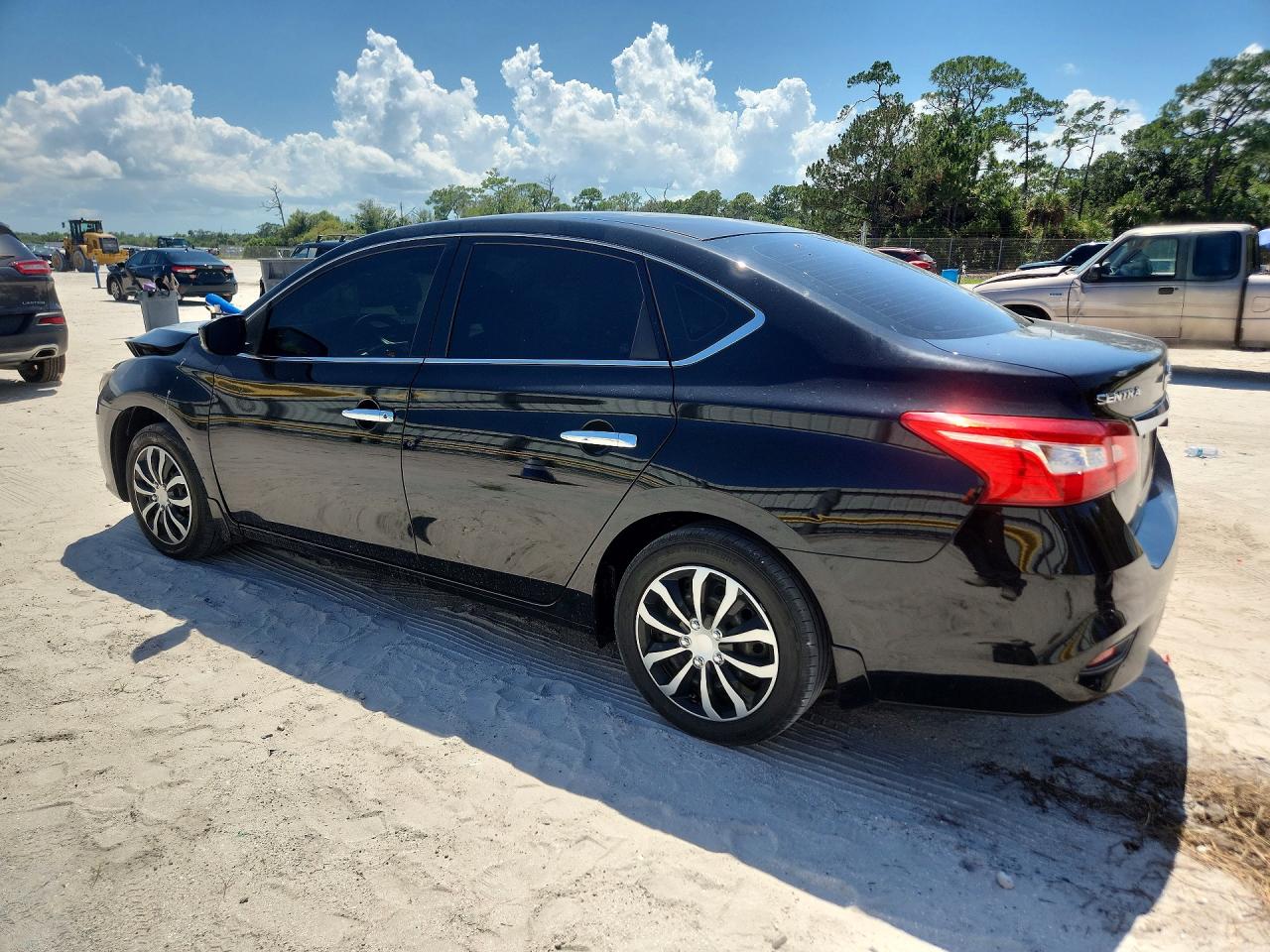 2016 NISSAN SENTRA S — снимка 2