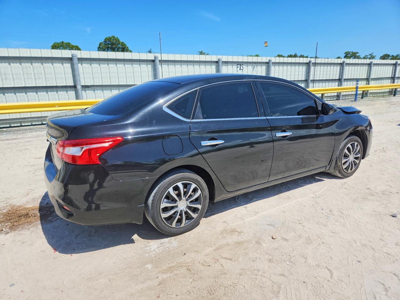 2016 NISSAN SENTRA S — снимка 3