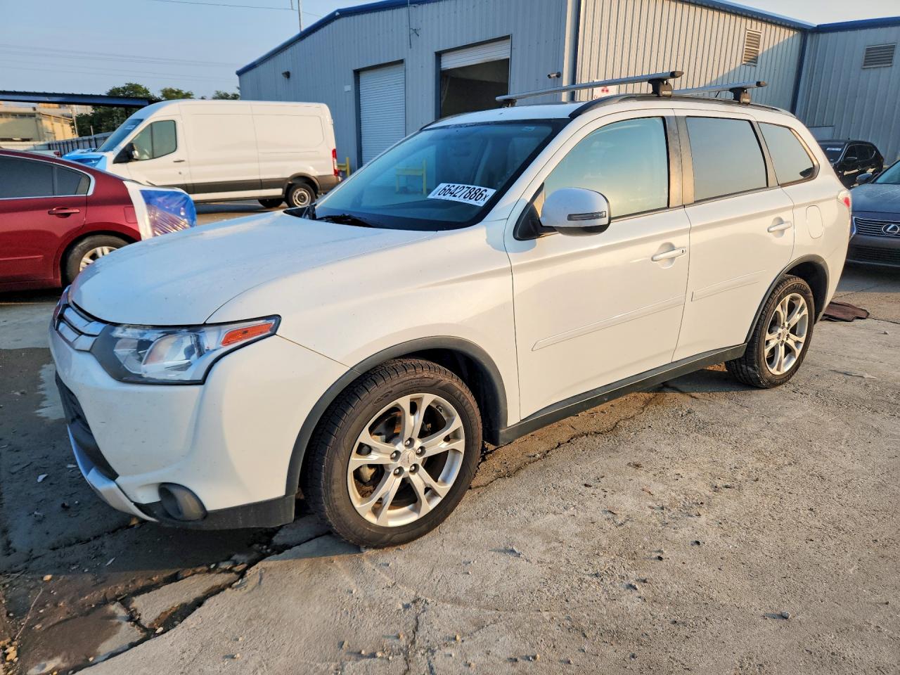 2015 MITSUBISHI OUTLANDER SE